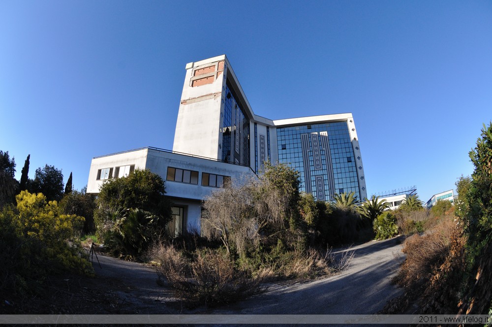 Abandoned offices building