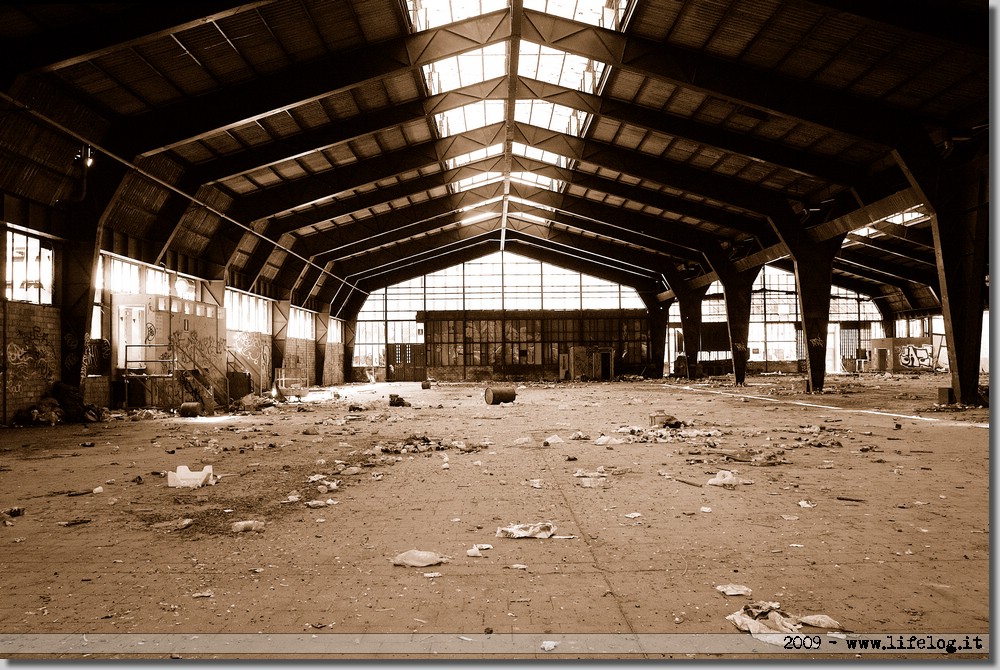 Stabilimento abbandonato Prosider (Ostia) - Foto Pietromassimo Pasqui 2009