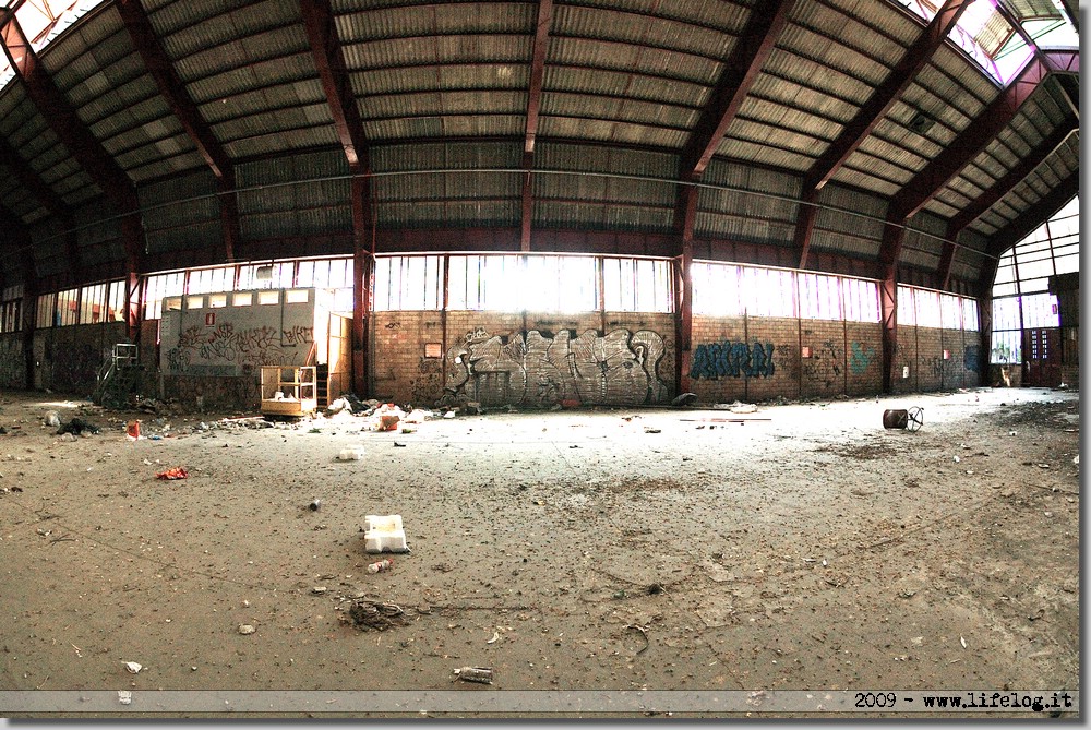 Stabilimento abbandonato Prosider (Ostia) - Foto Pietromassimo Pasqui 2009