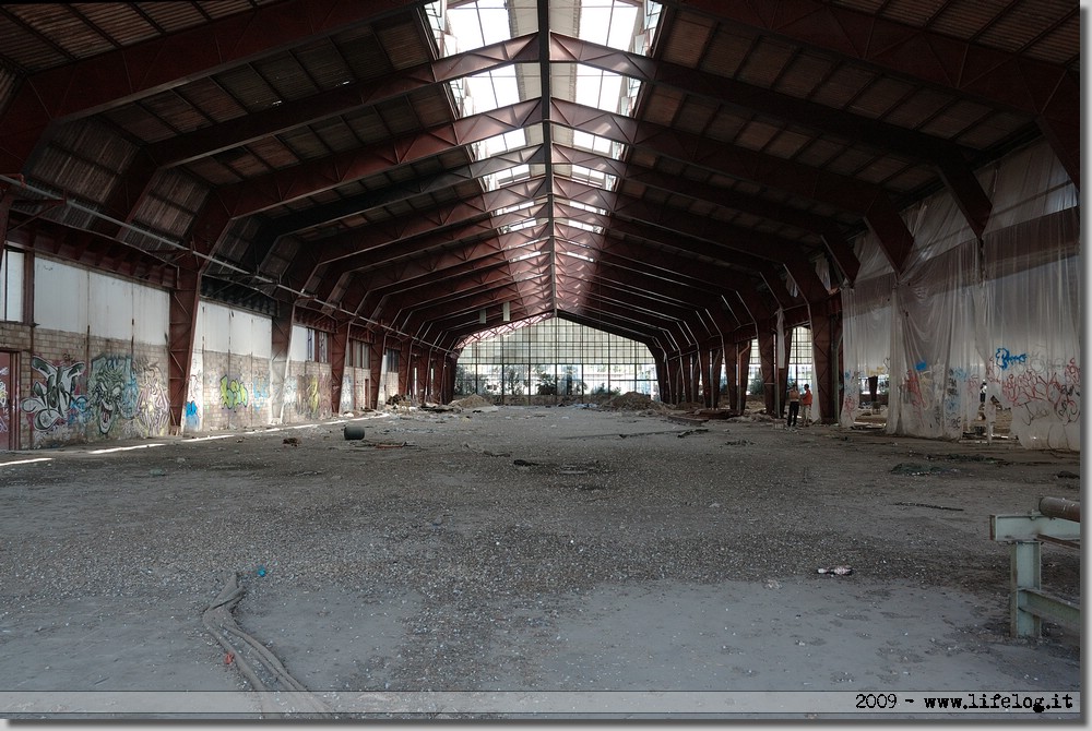 Stabilimento abbandonato Prosider (Ostia) - Foto Pietromassimo Pasqui 2009