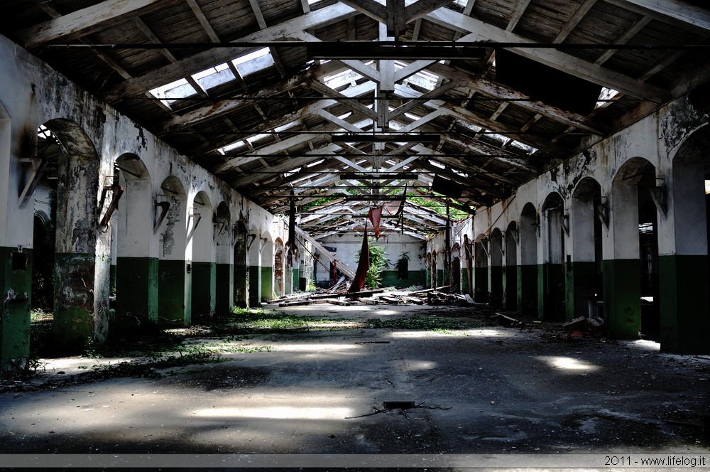 Military vehicles repairing workshops