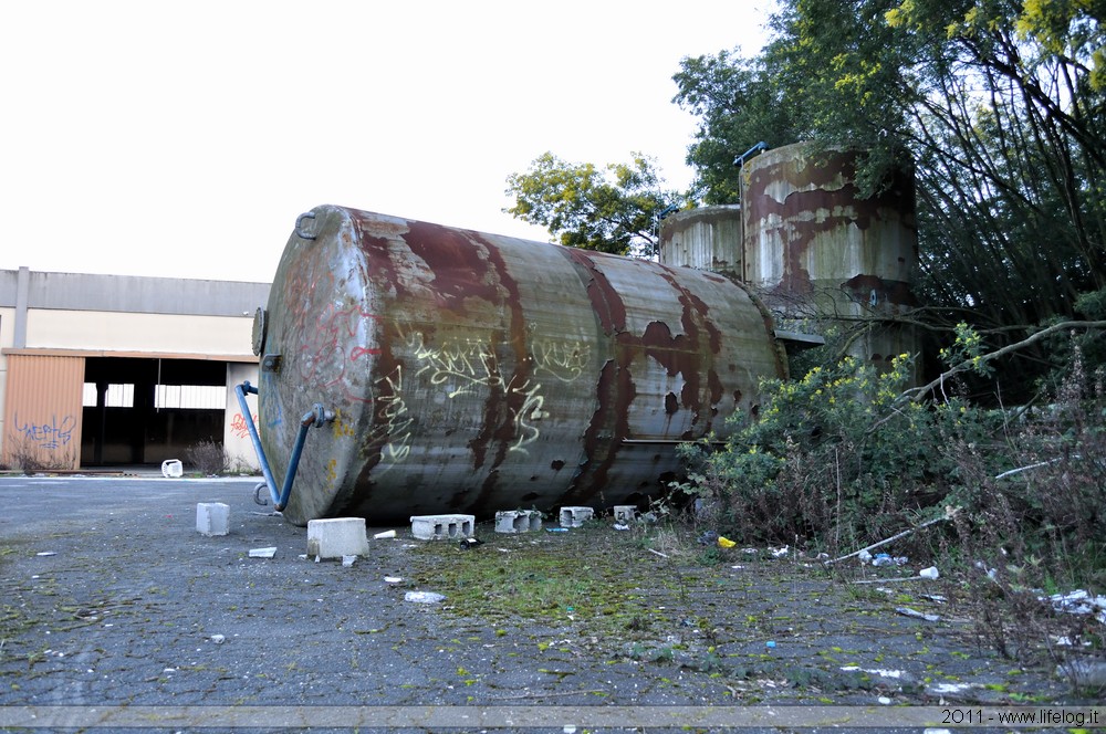 Abandoned industrial plant