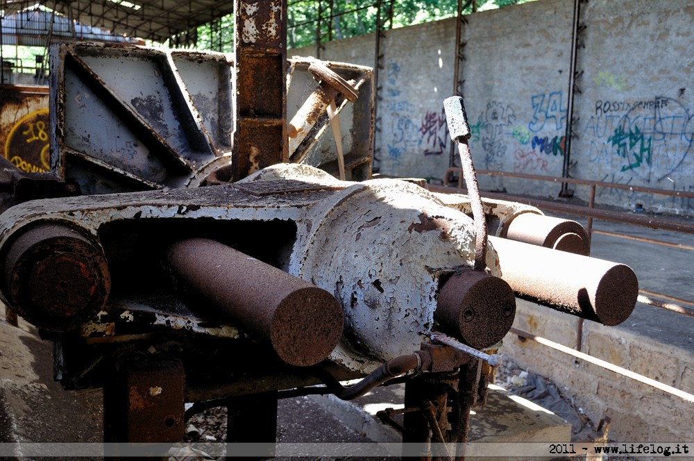 Sulfur processing plant