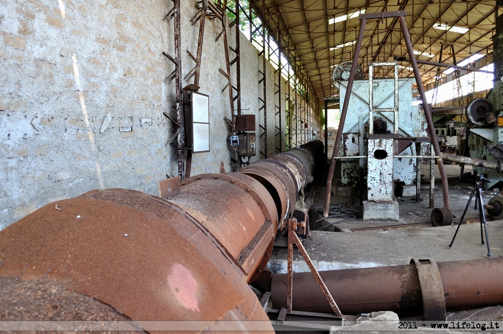 Sulfur processing plant