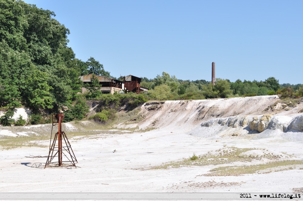 Sulfur processing plant