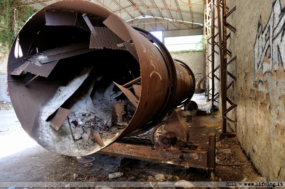 Sulfur processing plant