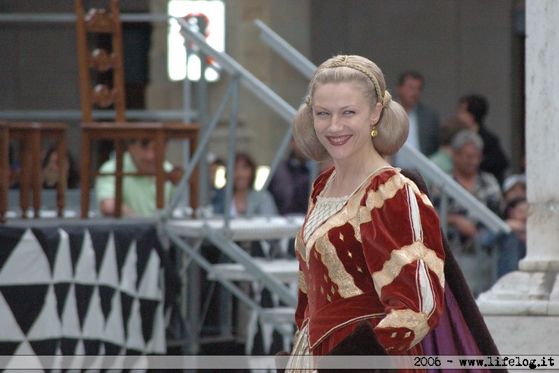 Natasha Stefanenko - Corsa alla Spada - Camerino (MC) - Pietromassimo Pasqui 2006