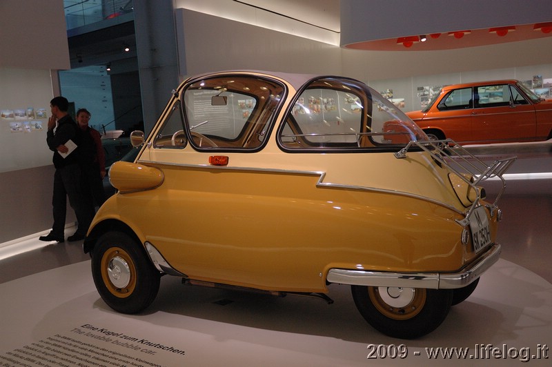 BMW Museum - Monaco (DE) - BMW Isetta - Pietromassimo Pasqui 2009