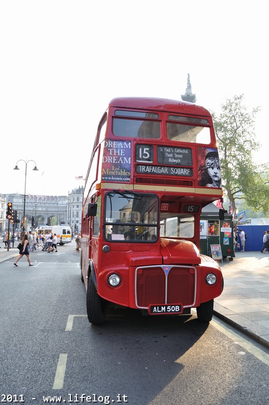 London bus - Pietromassimo Pasqui 2011