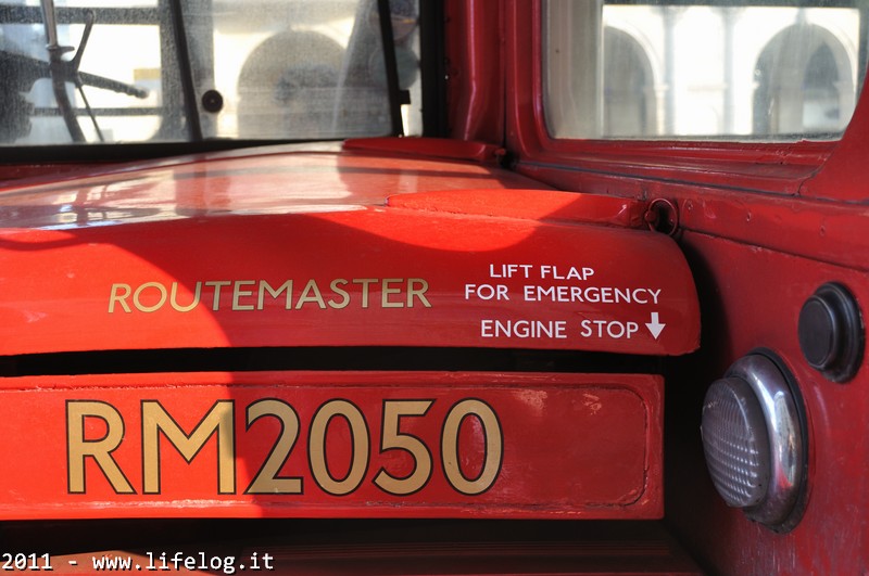 London bus - Pietromassimo Pasqui 2011